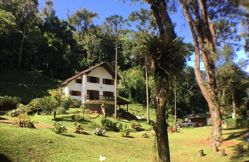 Maringa House | HOUSE SURROUNDED BY NATURE - MARINGÁ MG