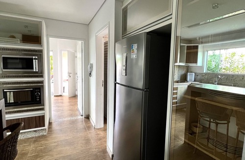 Morro das Pedras House | House with 4 suites and A/C - Gated community, beachfront, exclusive beach access.