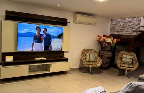 Tres Praias House | House with 4 suites and swimming pool Praia do Morro.
