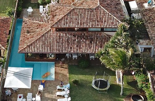 Village da Ferradura House | House with 7 suites on the beachfront, accommodates up to 18 people.