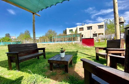 Lujan de Cuyo House | HOUSE WITH POOL (with view to the mountain range)