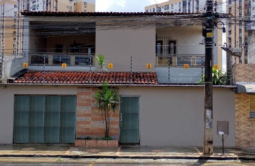 Cidade Nova IV House | House with pool COP 30