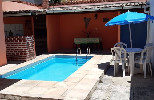 Prado House | House with suites, air conditioning and swimming pool.