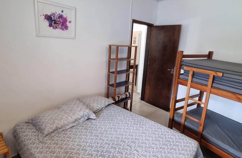 Balneario Gaivotas House | House with swimming pool large yard 2 blocks from the sea
