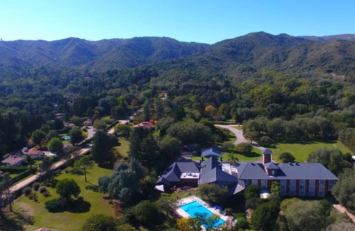 Villa General Belgrano Hotel | Howard Johnson Hotel & Spa Villa General Belgrano