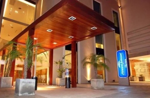Villa Maria Hotel | Howard Johnson by Wyndham Villa Maria Casino
