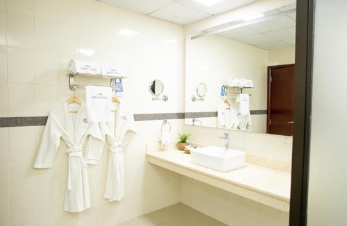 Barrio Centro Hotel | Howard Johnson Ciudad del Este