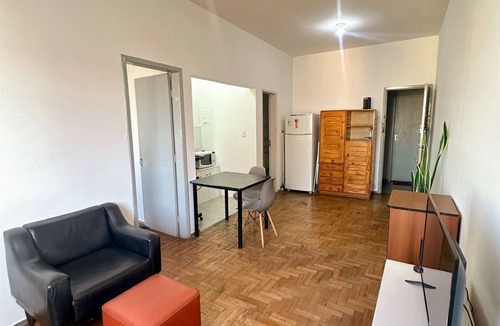 Barro Preto Apartment | Hugo Apartment in the center of Belo Horizonte, close to the Central Market, Minascentro and Raul Soares Square
