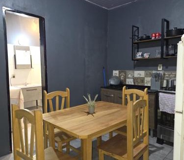 Ciudad Del Este House | Hummingbird Hostel