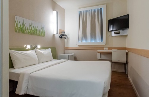 Santa Lucia Hotel | ibis budget Vitoria