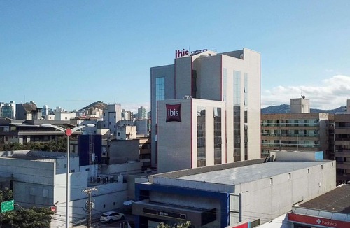 Jardim da Penha Hotel | ibis Vitoria Praia de Camburi