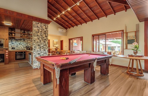 Sao Joao do Rio Vermelho House | Ideal home for families who value comfort, nature and exclusivity.