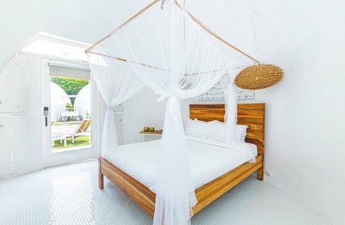 Manuel Antonio Hotel | Igloo Beach Lodge