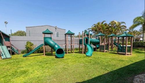 Xangri-La House | Ilhas Park Condominium – Xangri-lá