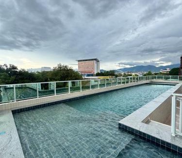 Dom Expedito Apartment | Incrível cobertura para família com 2 quartos e ar