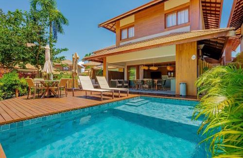 Itacimirim Apartment | IT131 Bungalow w/4 Suites, Beachfront Condominium