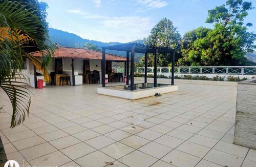 Engenho do Mato Apartment | Itaipu com varanda e piscina
