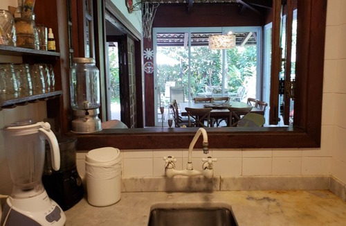 Itamambuca House | Itamambuca condo 15 people 5 suites 11985367259 pool foot in the sand