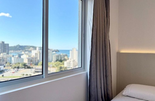 Tabuleiro dos Oliveiras Apartment | Itapema near downtown 2 bedrooms sea view AT021