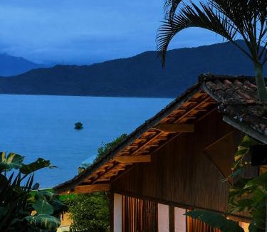 Picinguaba House | Janaína Picinguaba
