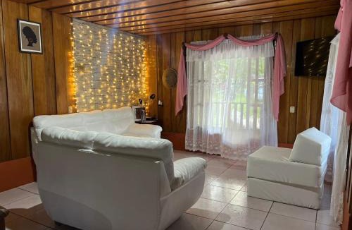Penas Blancas House | Jardín del Descanso - Fully Equipped House
