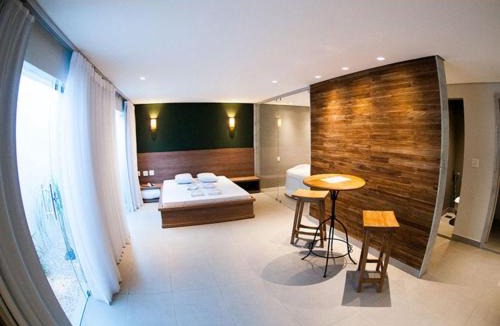 Conselheiro Lafaiete Hotel | Jardins Suites