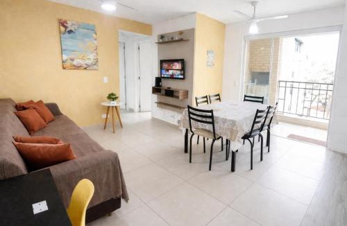 Umuarama Apartment | Jathy - centro, Varanda Gourmet, ar condicionado, Piscina e Wi-Fi
