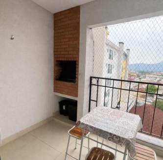 Umuarama Apartment | Jathy - centro, Varanda Gourmet, ar condicionado, Piscina e Wi-Fi