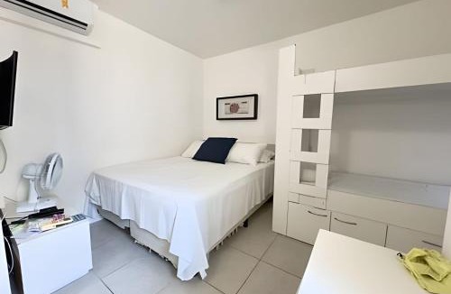 Jatiuca Apartment | JTR beira-mar com varanda, ar, cozinha completa, quarto para até 4 pessoas