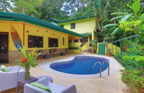 Valle Pura Vida Apartment | Jungle Creek 'Casita Colibri': Creekside Studio Apart, Pool, Central, & Wildlife