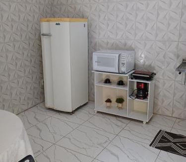 Andorinhas House | Kit net familiar