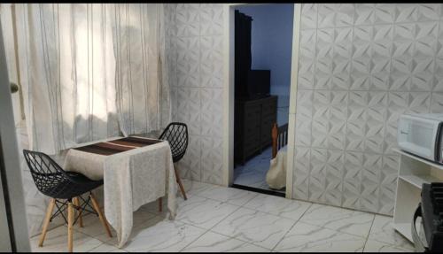 Andorinhas House | Kit net familiar