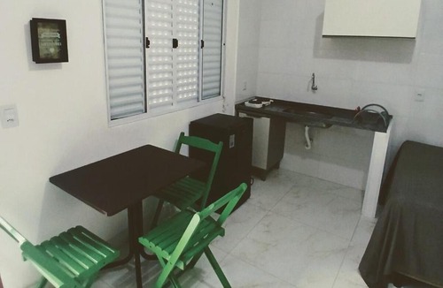 Pontal do Sul House | Kitnet 2 confortável com piscina em Pontal do Sul