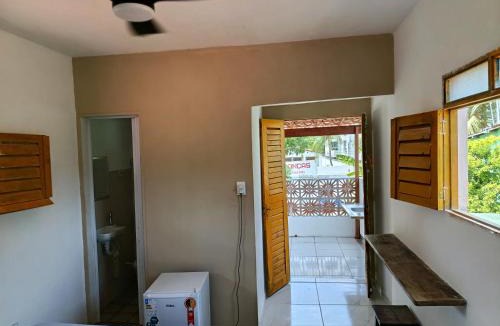 Conde House | Kitnet com veranda
