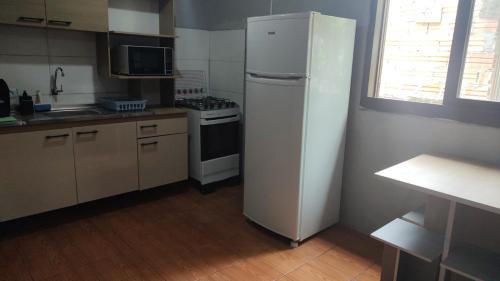Torres House | Kitnet geminada próximo da praia