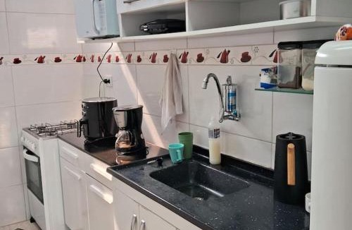 Guilhermina Apartment | Kitnet - Pé na areia é descer e curtir