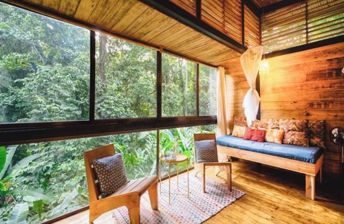 Cahuita Hotel | La Shamana Ecological, Concept in the Jungle