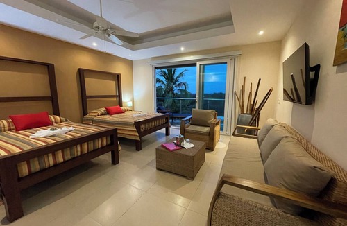 Granada Hotel | Lakeview Granada Hotel Boutique