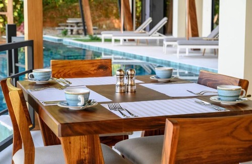 Savegre Apartment | Lapazul Boutique Hotel - Deluxe Queen Room with Two Queen Beds 2