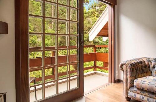 Campos do Jordao Apartment | Lareira - Cobertura 4 quartos - Capivari - Área de Jogos