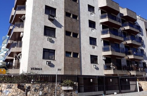 Vila Nova Apartment | LARGE APARTMENT 150 METERS FROM THE KIOSKS OF PRAIA DO FORTE IN CABO FRIO