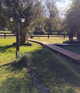 Partido de Nueve de Julio Hotel | Las Cinco Esquinas
