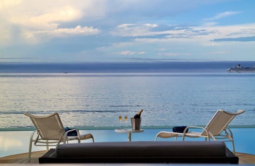 Praia Rasa House | LB - BZ25 Villa Real Beachfront Manguinhos Vacation Rental