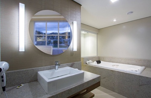 Gloria Hotel | Le Canard Joinville