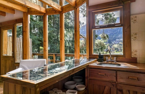 Puerto Manzano Cabin | Le Pommier 2 | Cabañas frente al Lago y con Pileta Climatizada