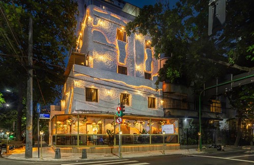 Leblon Hostel | Leblon Beach Hostel