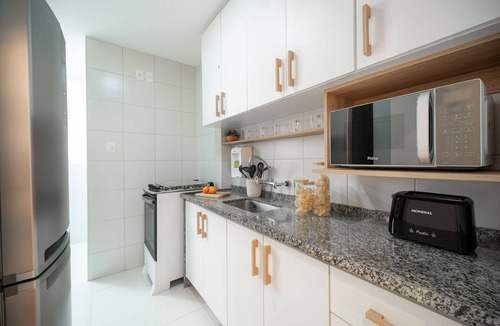 Leblon Apartment | Leblon | No coração do Leblon, 2 quartos a 300m da praia - por Casapē Rio