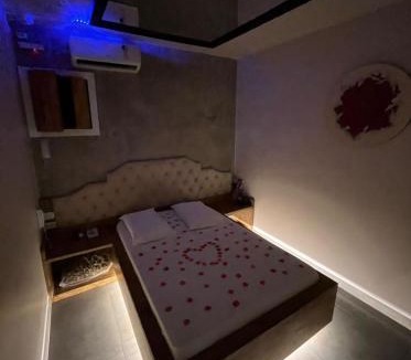Barracao Hotel | Lemonte Motel