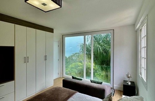 Barra de Guaratiba House | Leonardi's Sunset House