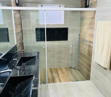 Tatui House | Linda casa em condomínio